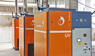 Vacuum Pumps for Sustainable Production at Rubin Glass